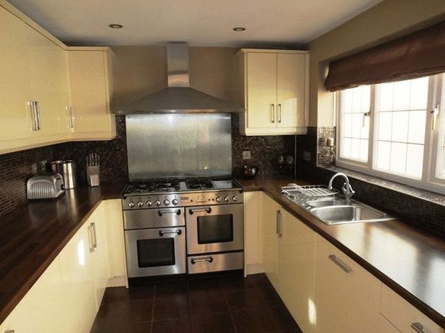 Image of 4 bedroom Detached house for sale in Mulcaster Avenue Grange Park Swindon SN5 at Mulcaster Avenue Grange Park Swindon, SN5 6EH