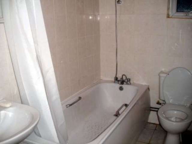  Image of 1 bedroom Flat to rent in Mundy Place Cathays Cardiff CF24 at Mundy Place  Cardiff, CF24 4BZ