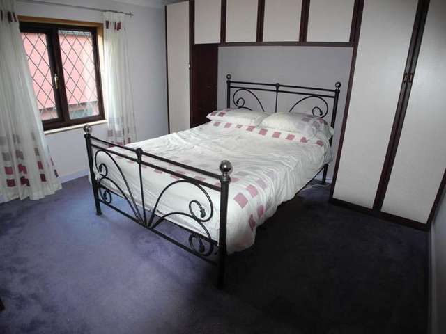  Image of 3 bedroom Semi-Detached house to rent in Nethergate Street Bungay NR35 at Bungay Suffolk, NR35 1HE