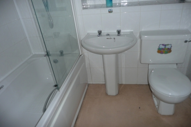  Image of 2 bedroom Apartment to rent in Newcastle Street Manchester M15 at NEWCASTLE STREET HULME M15 6AH MANCHESTER M15 6AH, M15 6AH