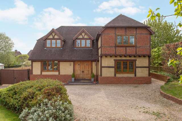  Image of 4 bedroom Detached house for sale in Newfield Road Sonning Common Reading RG4 at Newfield Road Sonning Common Reading, RG4 9TB