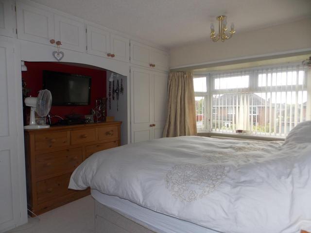  Image of 3 bedroom Detached house to rent in Nythe Road Swindon SN3 at Swindon, SN3 4AW