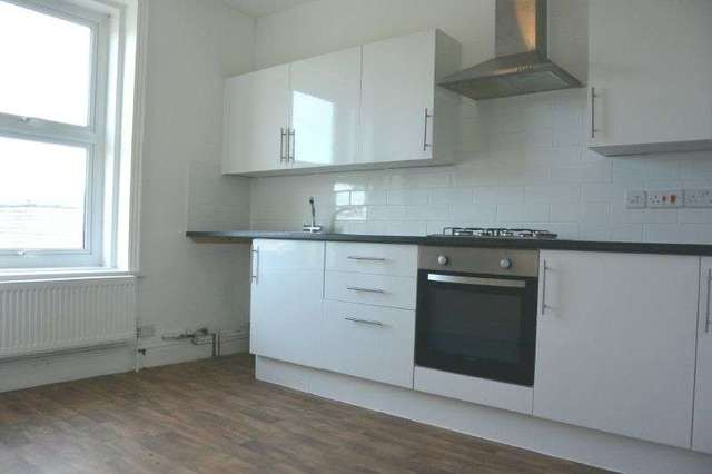  Image of 1 bedroom Property to rent in East Street Okehampton EX20 at Okehampton, EX20 1AS