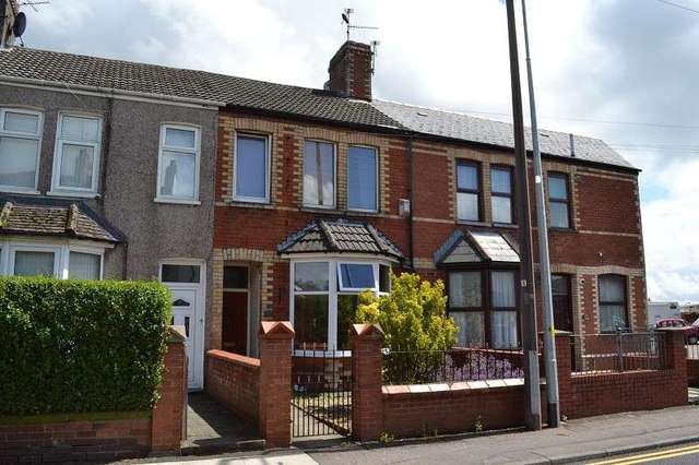  Image of 2 bedroom Terraced house to rent in Old Church Road Whitchurch Cardiff CF14 at Old Church Road  Whitchurch, CF14 1AE