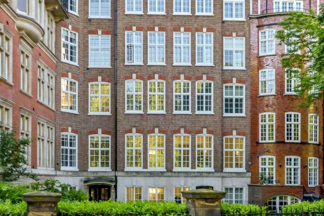  Image of Detached house to rent in Old Queen Street London SW1H at Westminster SW1H London, SW1H 9HP