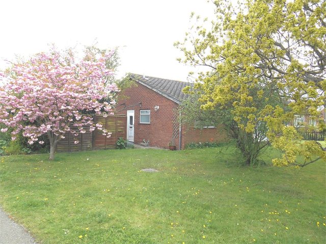  Image of 2 bedroom Detached house for sale in Orchard Close Great Oakley Harwich CO12 at Great Oakley  Harwich, CO12 5AX