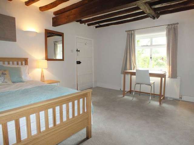  Image of 1 bedroom Detached house to rent in Paddock Road Caversham Reading RG4 at Caversham Reading Berkshire, RG4 5BY