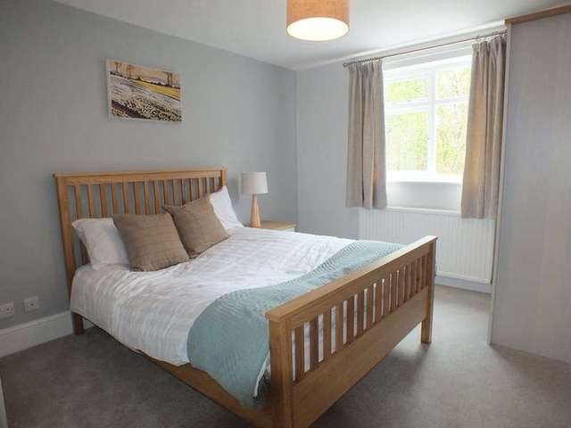  Image of 1 bedroom Detached house to rent in Paddock Road Caversham Reading RG4 at Caversham Reading Berkshire, RG4 5BY