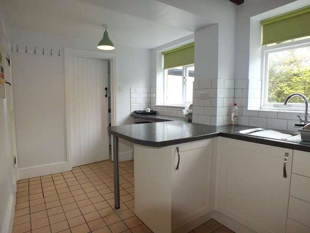  Image of 1 bedroom Detached house to rent in Paddock Road Caversham Reading RG4 at Caversham Reading Berkshire, RG4 5BY
