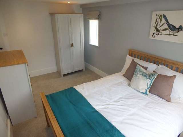  Image of 1 bedroom Detached house to rent in Paddock Road Caversham Reading RG4 at Caversham Reading Berkshire, RG4 5BY