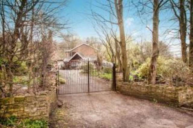  Image of 3 bedroom Detached house for sale in Park Bridge Ashton-under-Lyne OL7 at Ashton-under-Lyne Greater Manchester Ashton-under-Lyne, OL7 9RT
