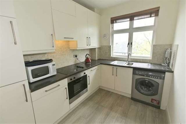  Image of 2 bedroom Flat to rent in Fairfield Road London E3 at Bow Quarter, E3 2US