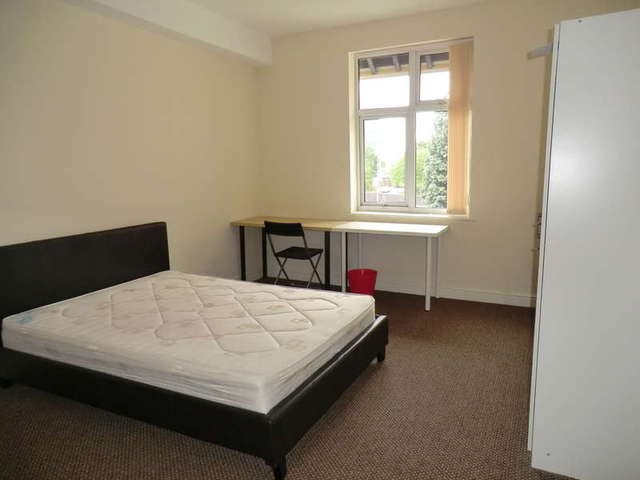  Image of 1 bedroom Detached house to rent in Park Road Coventry CV1 at City Centre Coventry West Midlands, CV1 2LE