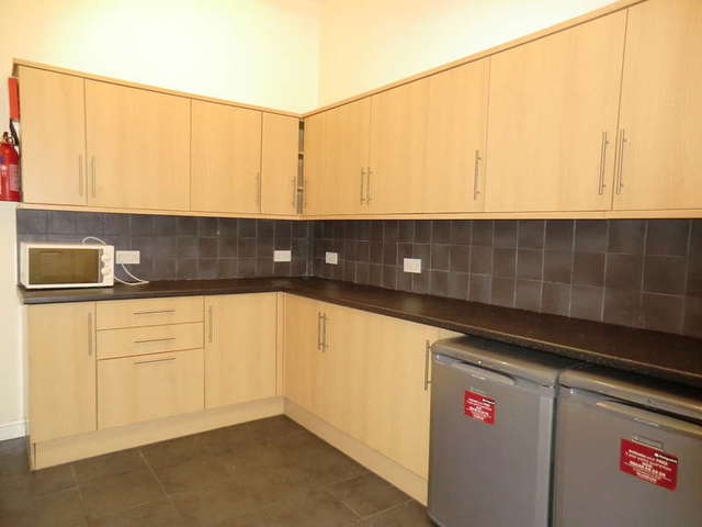  Image of 1 bedroom Detached house to rent in Park Road Coventry CV1 at City Centre Coventry West Midlands, CV1 2LE