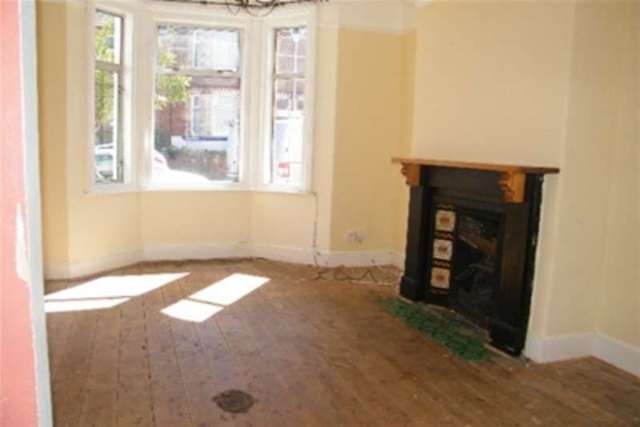  Image of 3 bedroom Detached house to rent in Park Road Exeter EX1 at Exeter, EX1 2HT