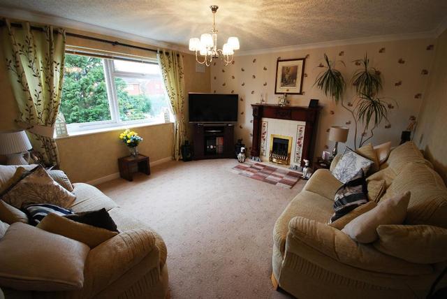  Image of 2 bedroom Apartment for sale in Park Road Southport PR9 at Hesketh Park  Southport, PR9 9JP