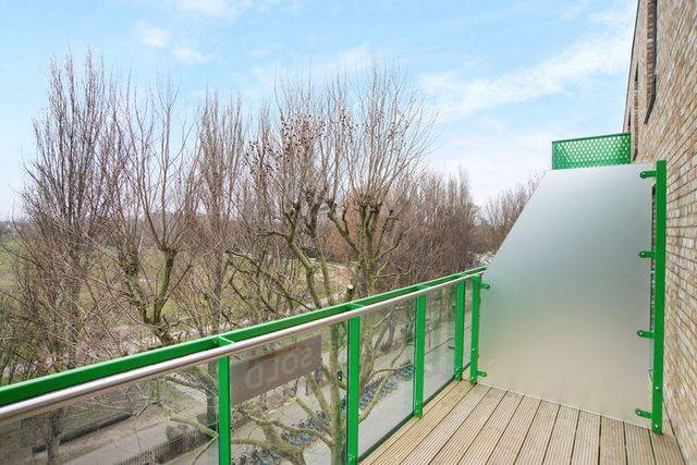  Image of 2 bedroom Flat to rent in Stebondale Street London E14 at Parkside Quarter  London, E14 3BX