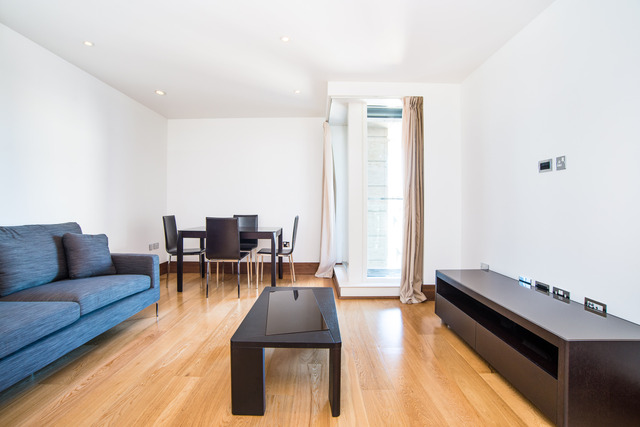  Image of 1 bedroom Flat to rent in Baker Street London NW1 at 219-225 Baker Street  Marylebone, NW1 6XE