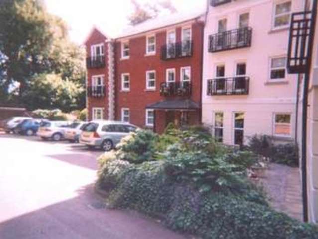  Image of 1 bedroom Retirement Property for sale in Torquay Road Paignton TQ3 at Torquay Road  Paignton, TQ3 2TZ