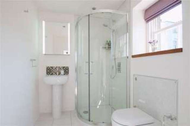  Image of 2 bedroom Flat for sale in Pembroke Road Clifton Bristol BS8 at Pembroke Road Clifton Bristol, BS8 3AU
