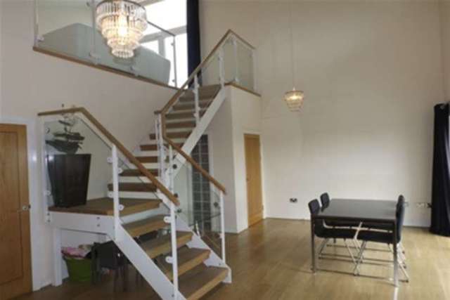 Image of 2 bedroom Flat to rent in Penstone Court Chandlery Way Cardiff CF10 at Cardiff, CF10 5NP