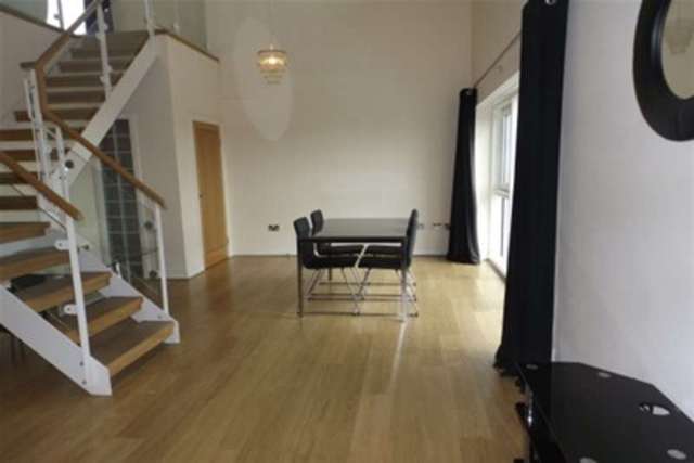  Image of 2 bedroom Flat to rent in Penstone Court Chandlery Way Cardiff CF10 at Cardiff, CF10 5NP