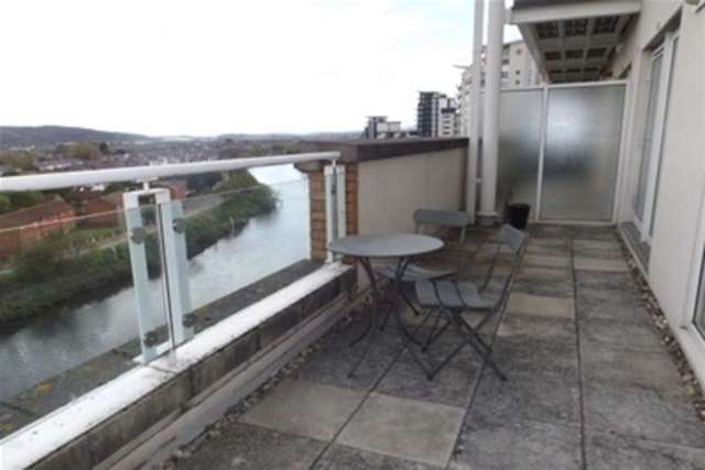  Image of 2 bedroom Flat to rent in Penstone Court Chandlery Way Cardiff CF10 at Cardiff, CF10 5NP