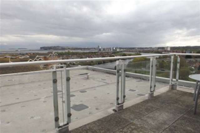  Image of 2 bedroom Flat to rent in Penstone Court Chandlery Way Cardiff CF10 at Cardiff, CF10 5NP