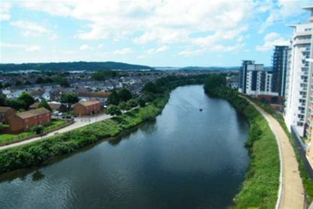  Image of 2 bedroom Flat to rent in Penstone Court Chandlery Way Cardiff CF10 at Cardiff, CF10 5NP