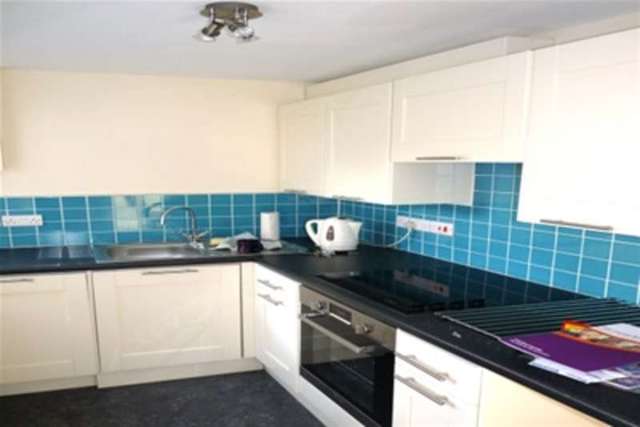  Image of 2 bedroom Detached house to rent in Penlee Street Penzance TR18 at Penzance, TR18 2DE
