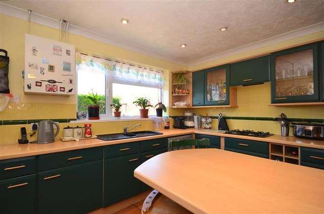  Image of 5 bedroom Bungalow for sale in Phyllis Avenue Peacehaven BN10 at Peacehaven East Sussex Peacehaven, BN10 7RB