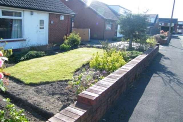  Image of 2 bedroom Bungalow to rent in Pickford Avenue Little Lever Bolton BL3 at Bolton, BL3 1PN