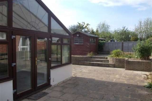  Image of 2 bedroom Semi-Detached house to rent in Bull Hill Pilley Lymington SO41 at Lymington, SO41 5RA
