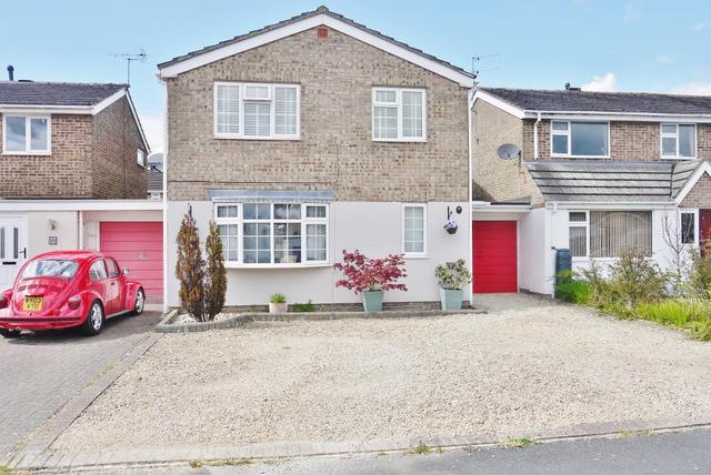  Image of 3 bedroom Detached house for sale in Pittsfield Cricklade Swindon SN6 at Cricklade, SN6 6AW