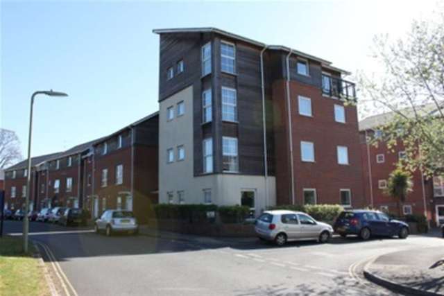  Image of 2 bedroom Flat to rent in Athelstan Road Winchester SO23 at Winchester, SO23 7GA