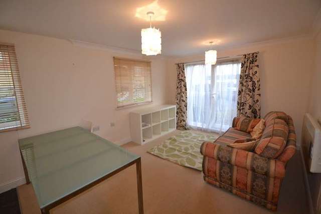  Image of 2 bedroom Flat to rent in Poppy Fields Kettering NN16 at Rothwell Road Kettering Northamptonshire, NN16 8UU