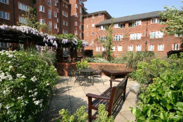  Image of 1 bedroom Flat to rent in Lisson Grove London NW1 at 110 Lisson Grove  Marylebone, NW1 6LS