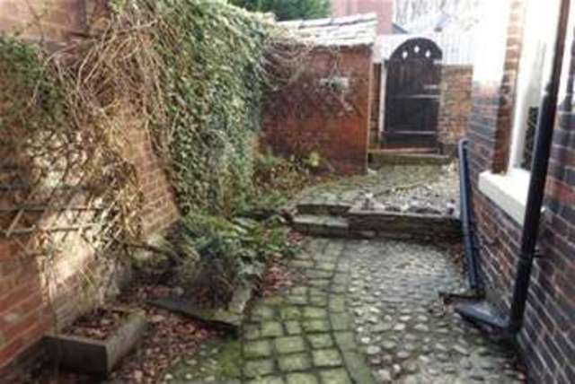  Image of 3 bedroom Terraced house to rent in Preston Road Clayton-Le-Woods Chorley PR6 at Chorley, PR6 7PY