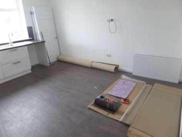  Image of 2 bedroom Flat to rent in Prince Avenue Southend-on-Sea SS2 at Prince Avenue  Southend-On-Sea, SS2 6RL