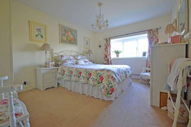  Image of 4 bedroom Cottage for sale in Stane Street North Heath Pulborough RH20 at Stane Street North Heath Pulborough, RH20 1DJ