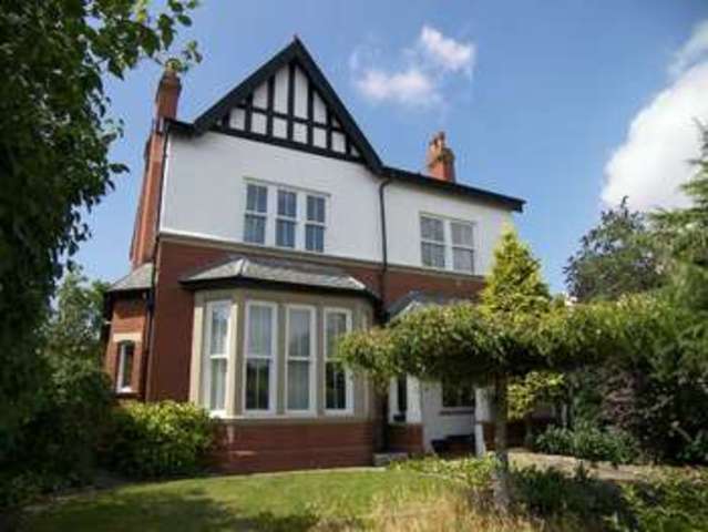  Image of 4 bedroom Detached house to rent in Queens Road St. Annes Lytham St. Annes FY8 at St Annes Lytham St Annes Lytham St Annes, FY8 1HR