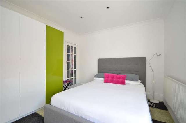  Image of 2 bedroom Terraced house for sale in Railway Street Gillingham ME7 at Gillingham Kent Gillingham, ME7 1YG