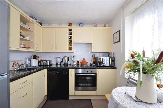  Image of 2 bedroom Bungalow for sale in Reach Road St. Margarets-At-Cliffe Dover CT15 at St Margarets-At-Cliffe Dover Dover, CT15 6AG
