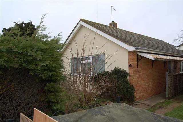  Image of 3 bedroom Bungalow for sale in Redoubt Way Dymchurch Romney Marsh TN29 at Dymchurch Romney Marsh Dymchurch, TN29 0UF