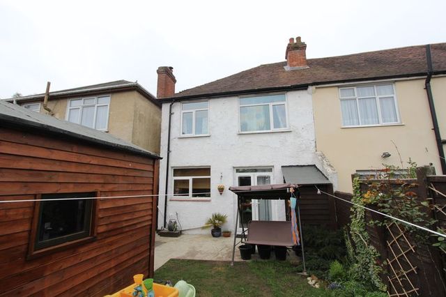  Image of 3 bedroom Terraced house for sale in Stanton Road Southampton SO15 at Stanton Road Regents Park Southampton, SO15 4HE