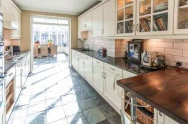  Image of 6 bedroom Detached house for sale in Lauderdale Drive Ham Richmond TW10 at Richmond  Ham, TW10 7BS
