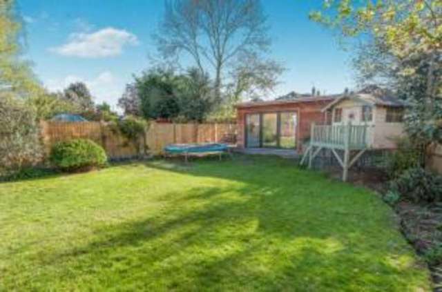  Image of 6 bedroom Detached house for sale in Lauderdale Drive Ham Richmond TW10 at Richmond  Ham, TW10 7BS