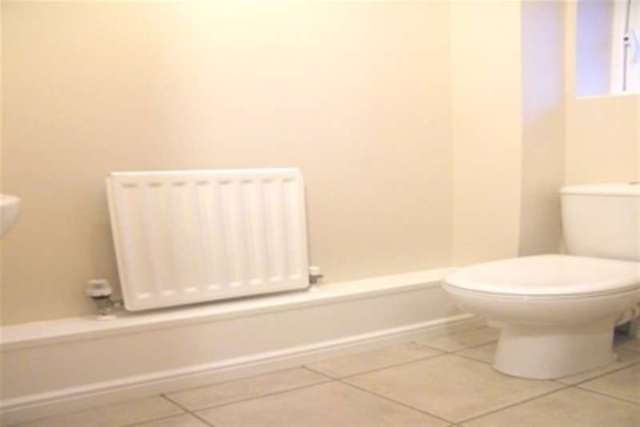  Image of 2 bedroom Detached house to rent in Ridgewell Avenue Chelmsford CM1 at Chelmsford, CM1 2GA