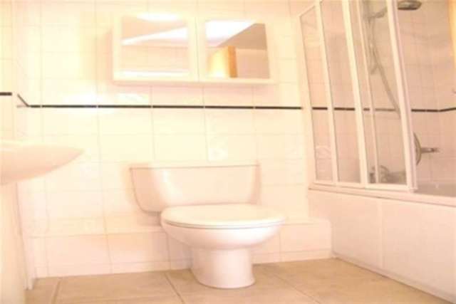  Image of 2 bedroom Detached house to rent in Ridgewell Avenue Chelmsford CM1 at Chelmsford, CM1 2GA