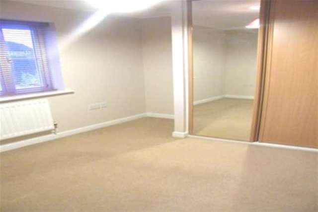  Image of 2 bedroom Detached house to rent in Ridgewell Avenue Chelmsford CM1 at Chelmsford, CM1 2GA